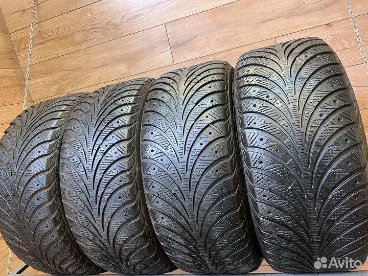 Goodyear UltraGrip Extreme 245/50 R18