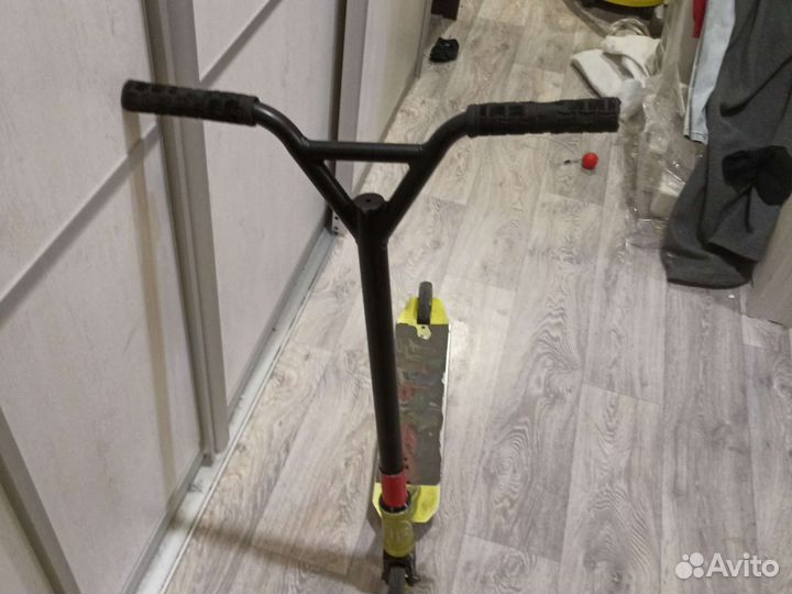 Трюковой самокат