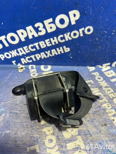 Задний правый ремень безопасности Renault Logan 1