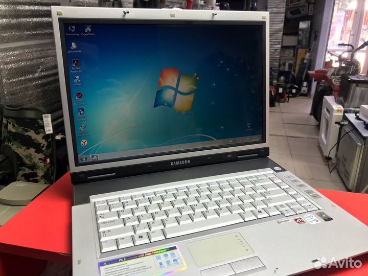 Ноутбук Samsung NP-X60