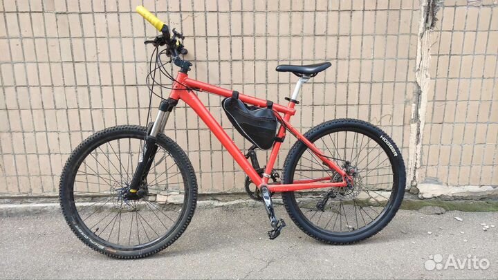 Велосипед горный взрослый GT 26