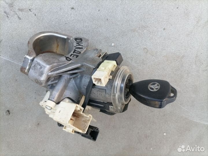 Замок зажигания для Toyota Corolla Axio/Fielder
