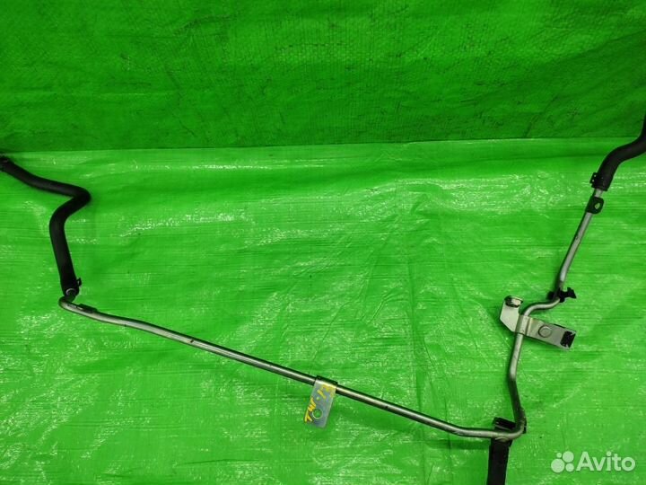 Трубка системы охлаждения Volkswagen Tiguan