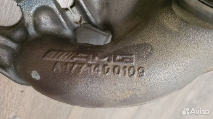 Выпускной коллектор левый Mercedes Amg Gt 63S 4