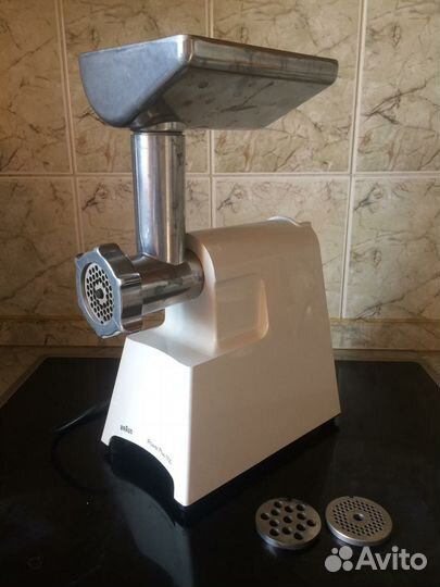 Мясорубка электрическая braun