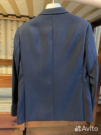 Школьный костюм