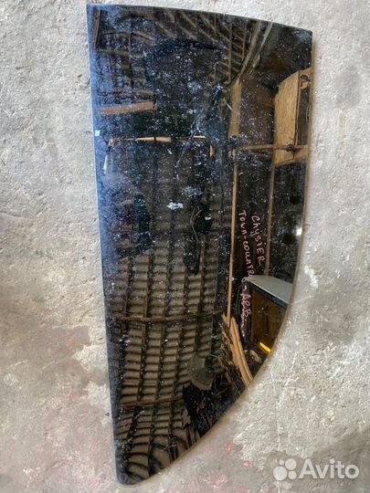 Стекло боковое заднее Chrysler Grand Voyager