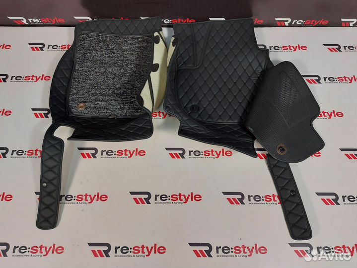 Ковры салона 3D Honda Vezel Правый руль Черные