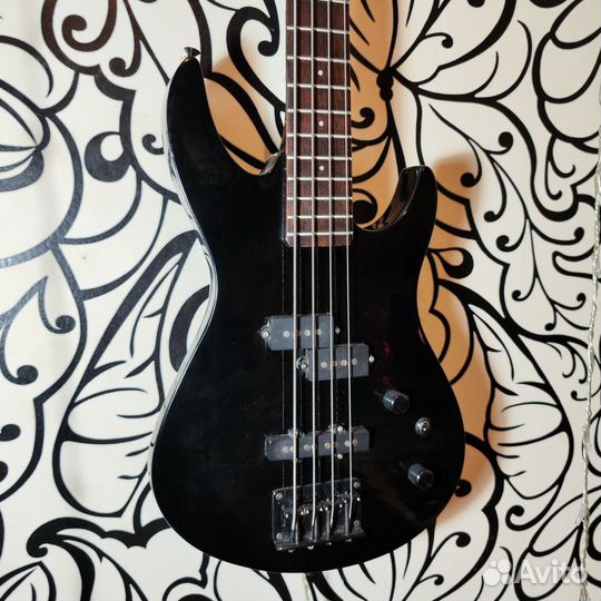 Бас гитара Aria pro 2 (японец)