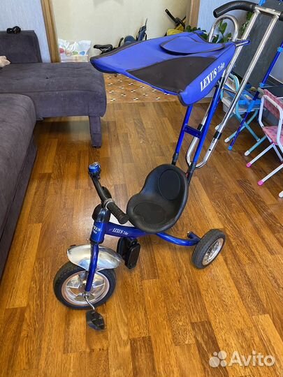 Детский трехколесный велосипед
