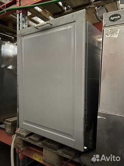 Встраиваемая посудомойка Electrolux ESL95321LO