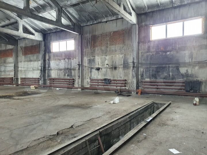 Склад, 1300 м²