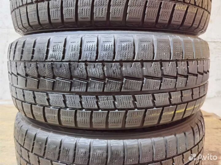 Dunlop Winter Maxx 215/55 R17 94Q
