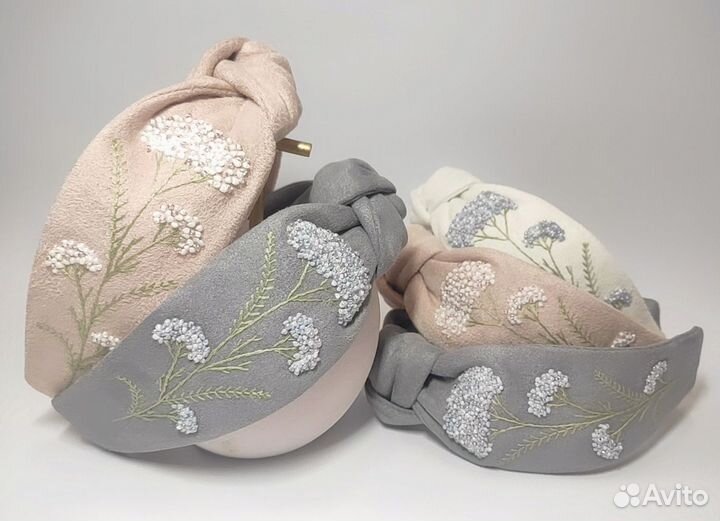 Ободок с вышивкой ручной работы