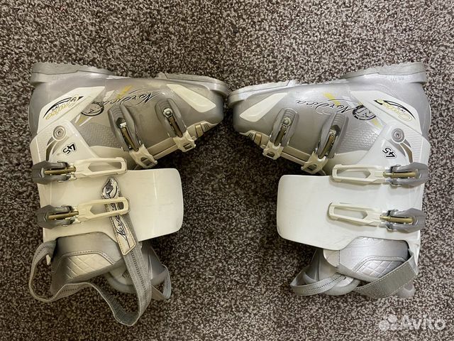 Ботинки горнолыжные