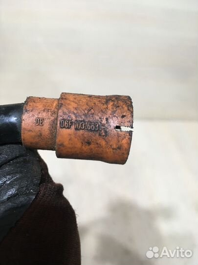 Трубка масляного щупа Ауди А6 С6 VAG 06F103663H