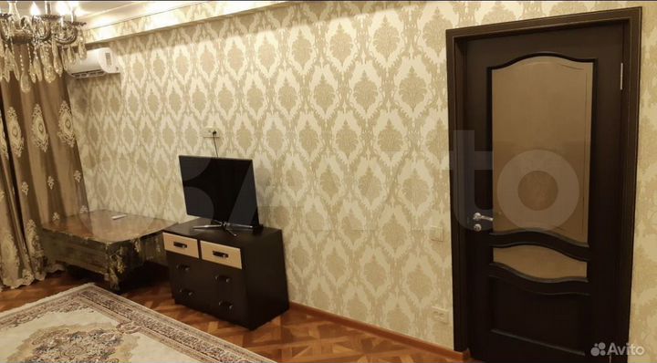 2-к. квартира, 67 м², 6/9 эт.