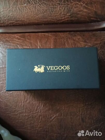 Солнцезащитные очки женские брендовые