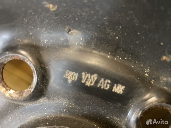 Колесо на volkswagen r16
