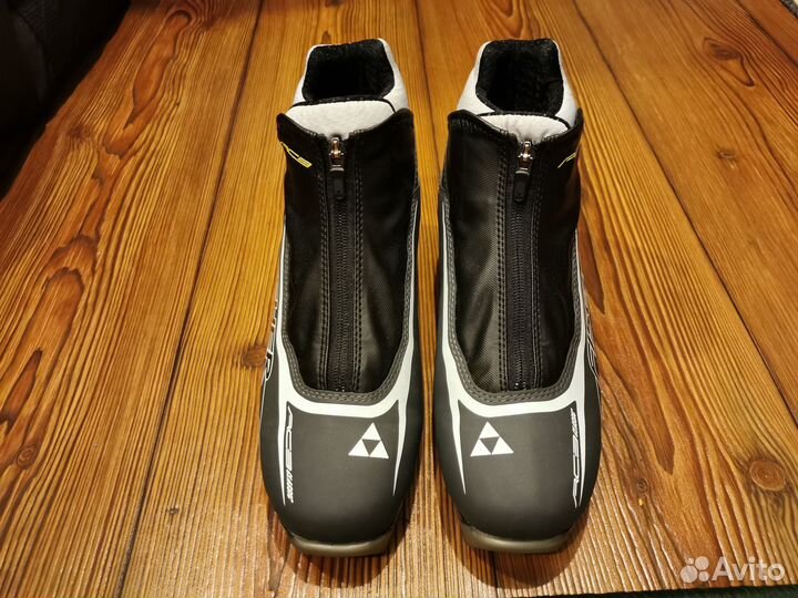 Ботинки для лыж классика 41р
