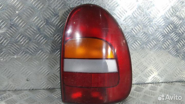 Фонарь 393829 Chrysler Voyager (1996-2000)