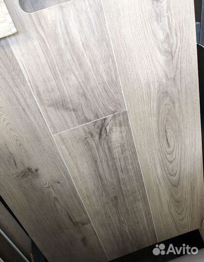 Кварвиниловая плитка / Широкий выбор