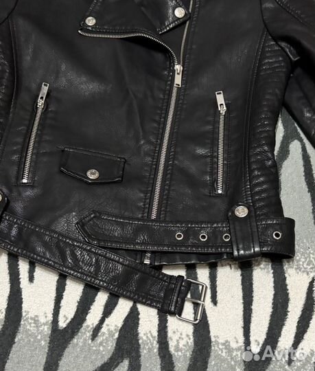 Куртка кожаная женская