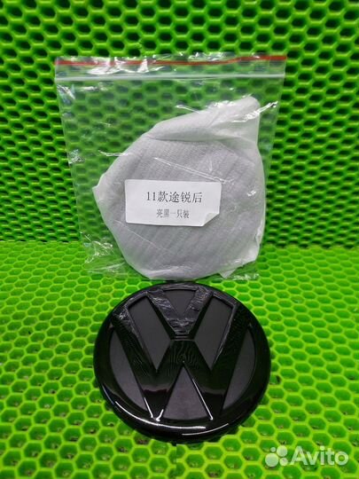 Эмблема багажника черная Volkswagen Touareg NF 7P5