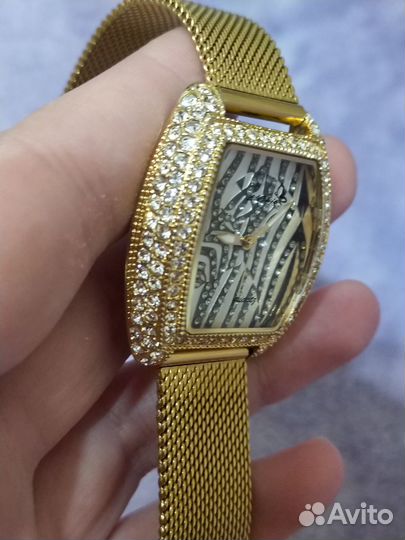 Часы наручные женские