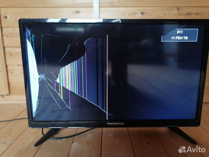 Телевизор на запчасти Thomson t22d16df