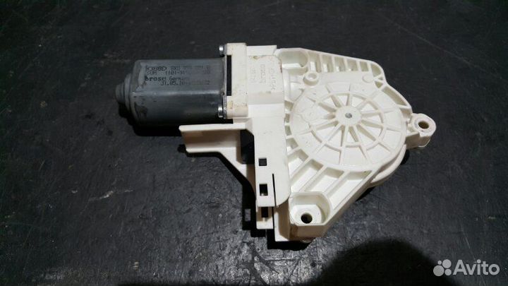 Мотор стеклоподъемника Porsche Cayenne 958 3.0