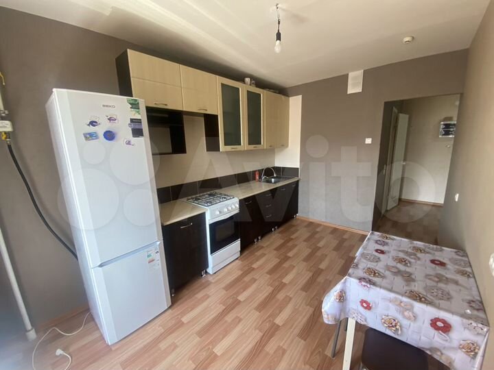 1-к. квартира, 41 м², 8/10 эт.