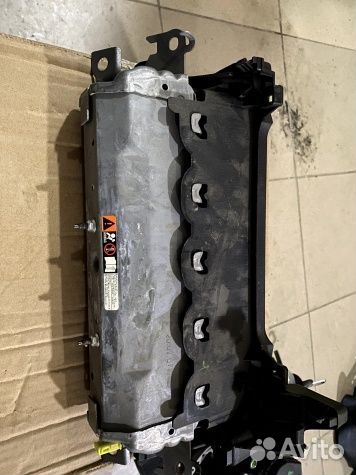 Toyota Camry V70 подушка в колено