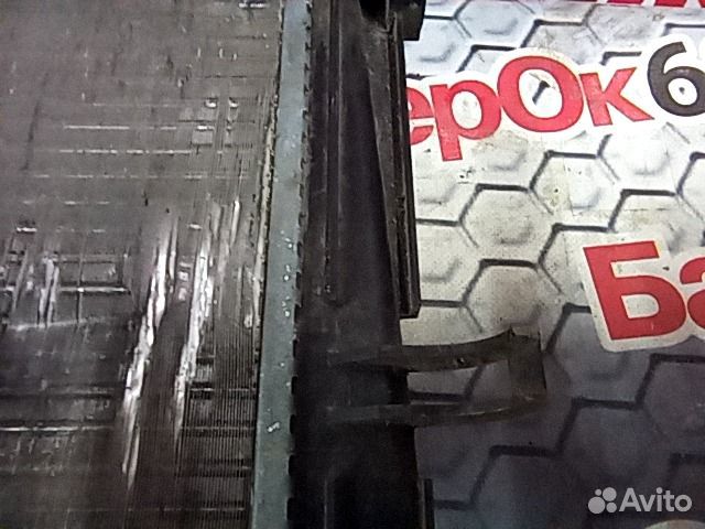 Радиатор охлаждения Renault Duster HSA 2010 (б/у)