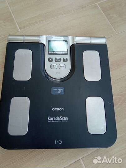 Весы напольные с анализатором состава тела