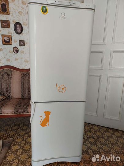 Холодильник бу indesit no frost