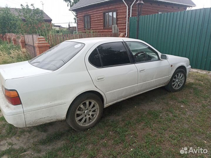 Toyota Camry 1.8 AT, 1996, 546 000 км