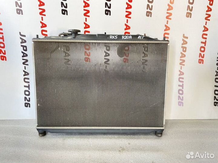 Радиатор охлаждения Honda Stepwgn RK1 RK5 RK2 2.0