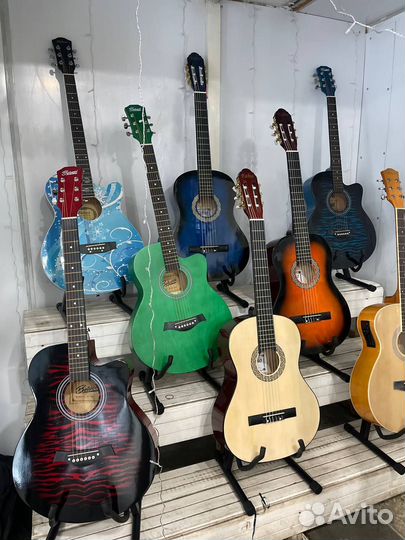 Классическая акустическая гитара новая