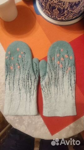 Варежки зимние женские