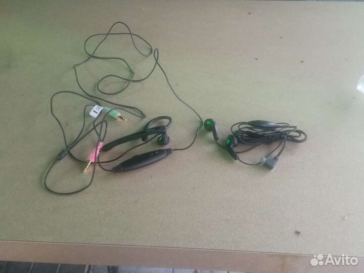 Микронаушники