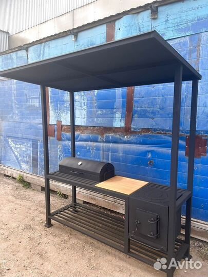 Мангал с крышей