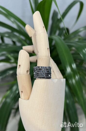 Украшения из бисера на заказ