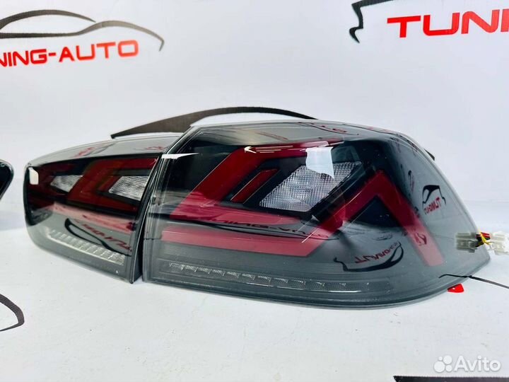 Стоп - сигналы Mitsubishi Lancer X K7080