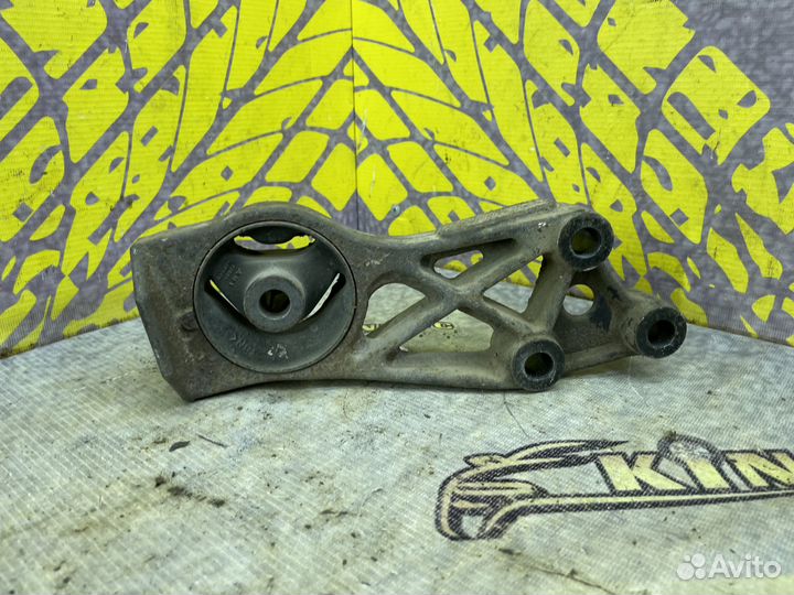 Опора редуктора Toyota Alphard 2azfxe Альфард