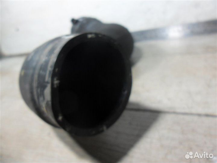 Патрубок интеркулера 8K0145737J Audi A4/A5