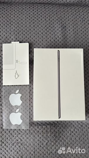 Коробка от Apple iPad wi-fi Cellular 64GB