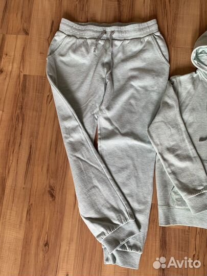 Спортивный костюм женский 44-46