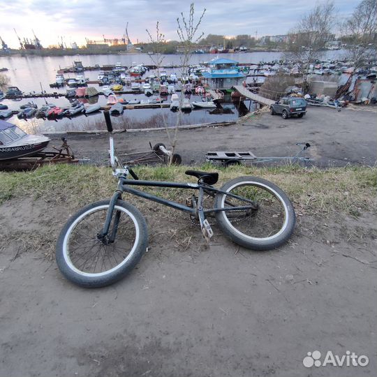 Трюковой велосипед bmx