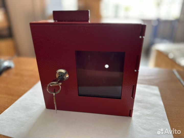 Ключница от аварийного\пожарного выхода